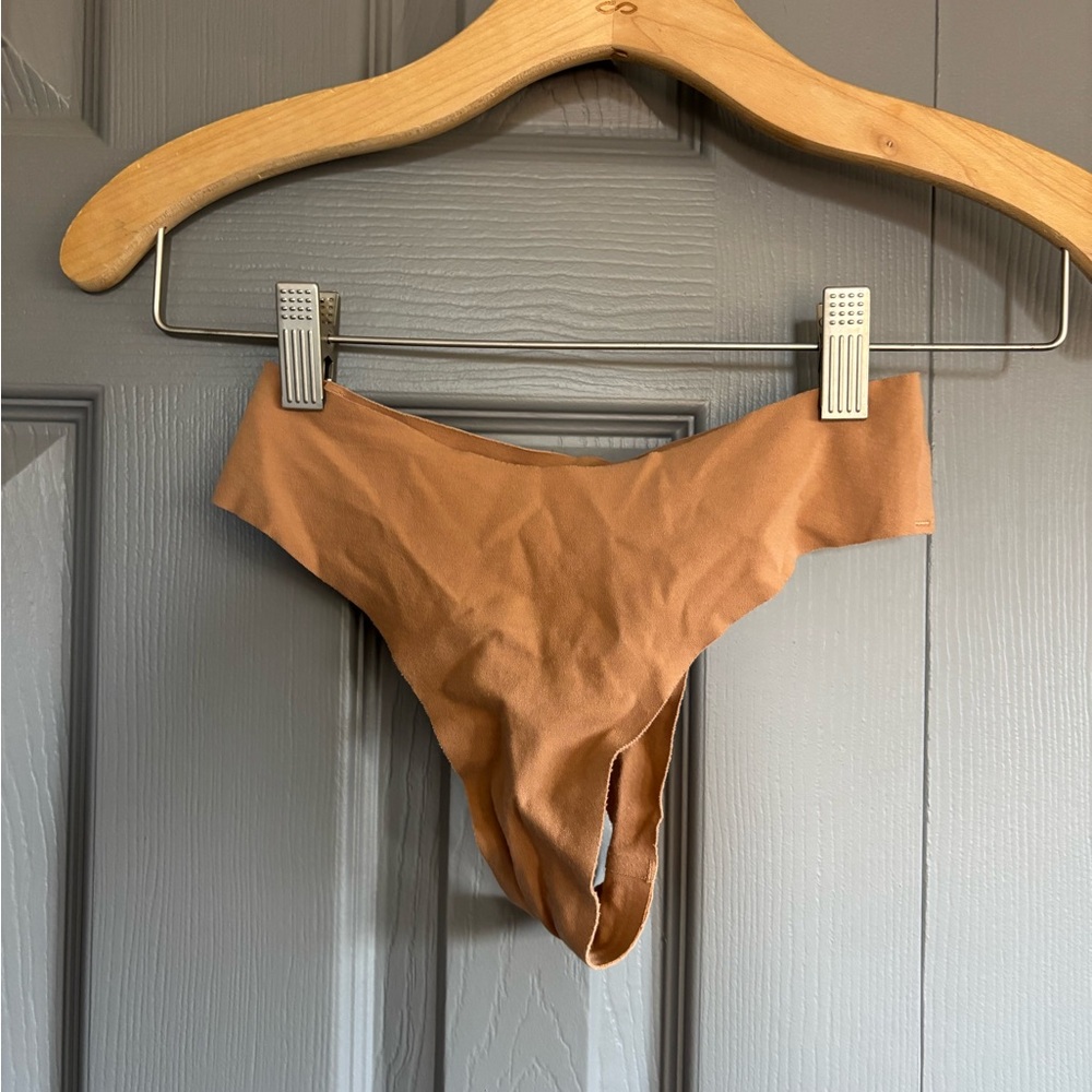 Panty Promise Nude Thong 3 pack